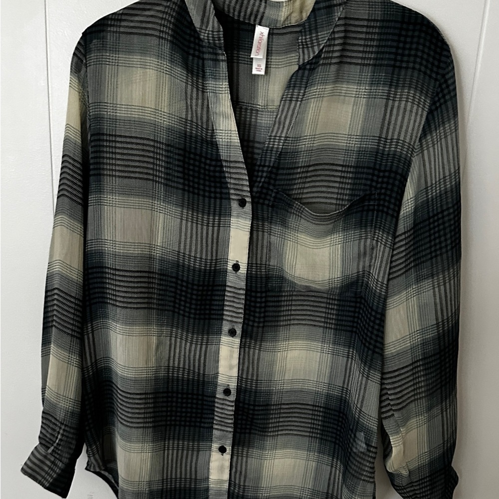 Xhilaration Womens Black & Cream Semi-Sheer Plaid Shirt